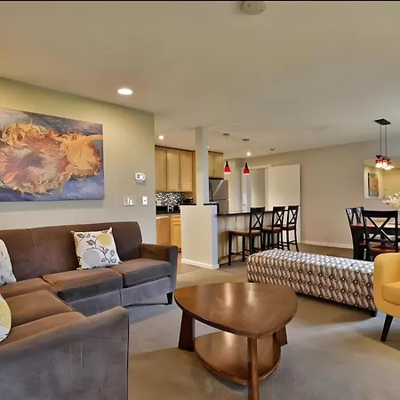 Spacious 2Br, 3Ba Vermont Condo With Ev Station, Ski Rental Deals & Summer Pool
